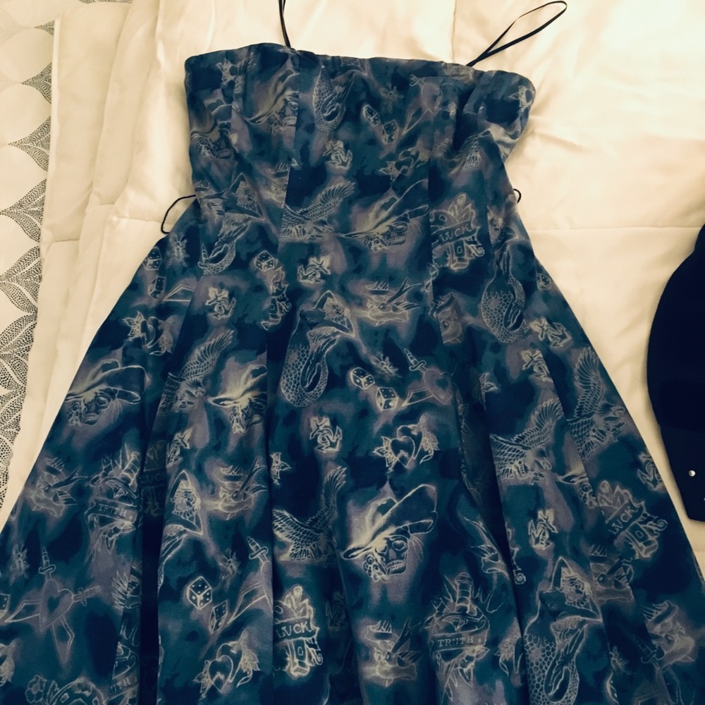 Alexander McQueen for Target dress - Picture 2 of 5